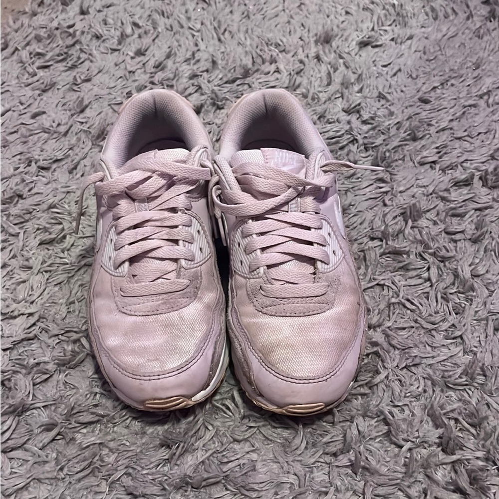 Pink Nike Air Max 90